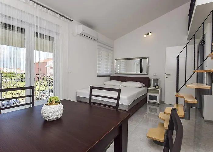 Apartment Mary Rose Vodice